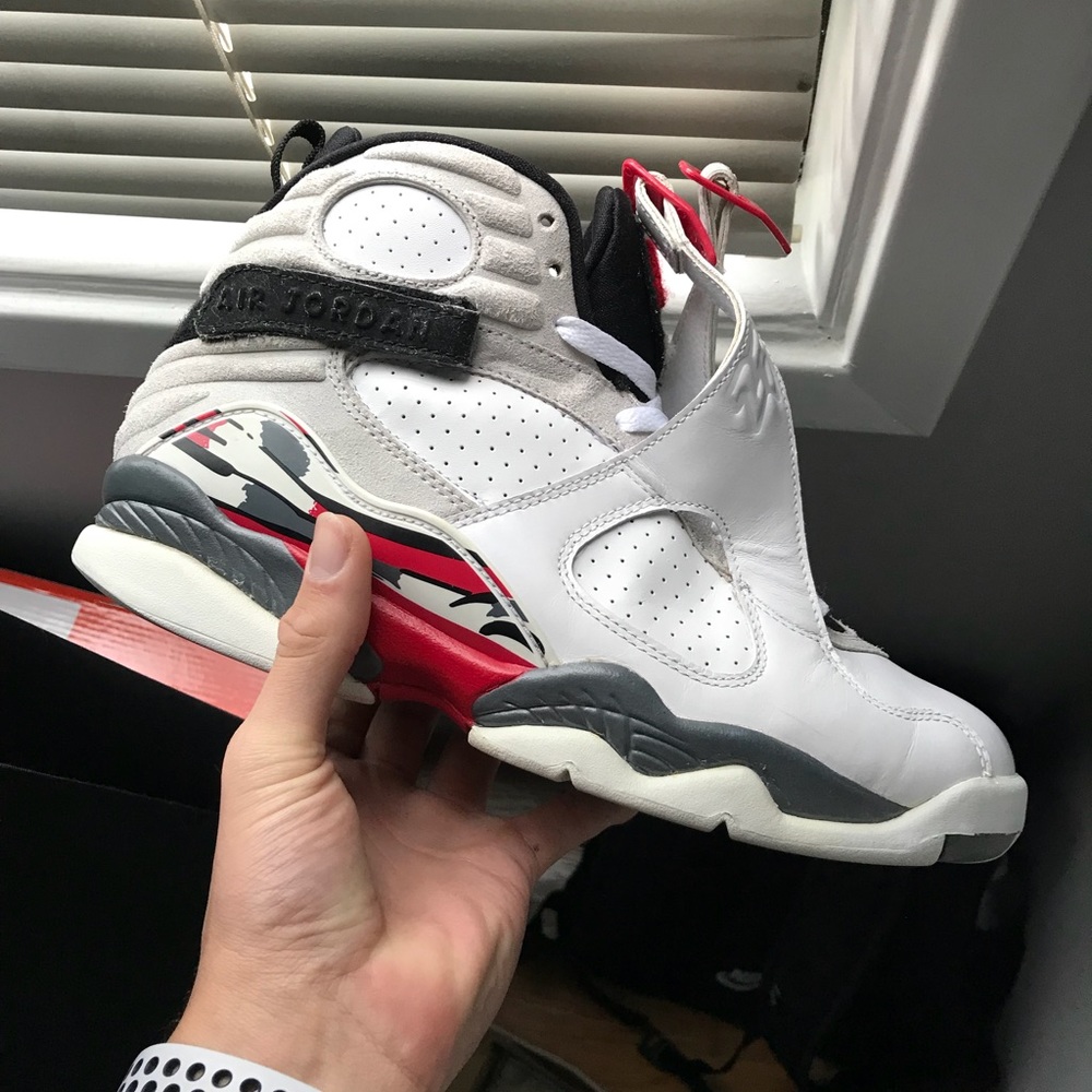 Jordan 8 Bugs Bunny